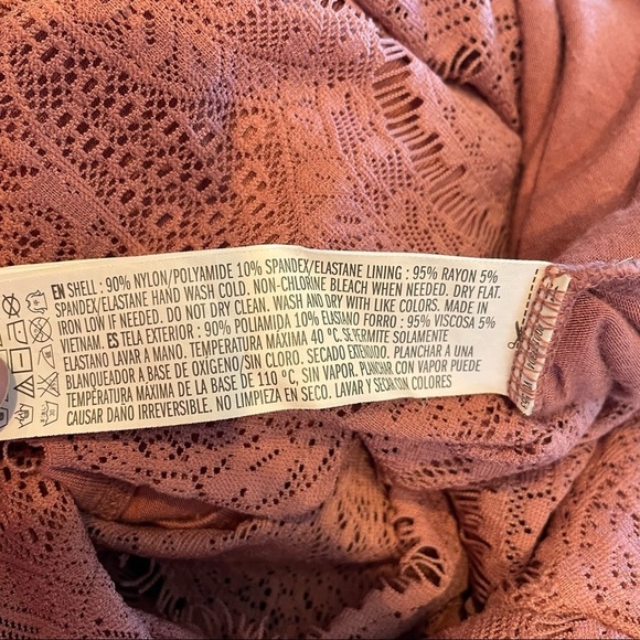 FOREVER 21 dusty rose pink fully lined long sleeve lace overlay Dress size M - Picture 6 of 8